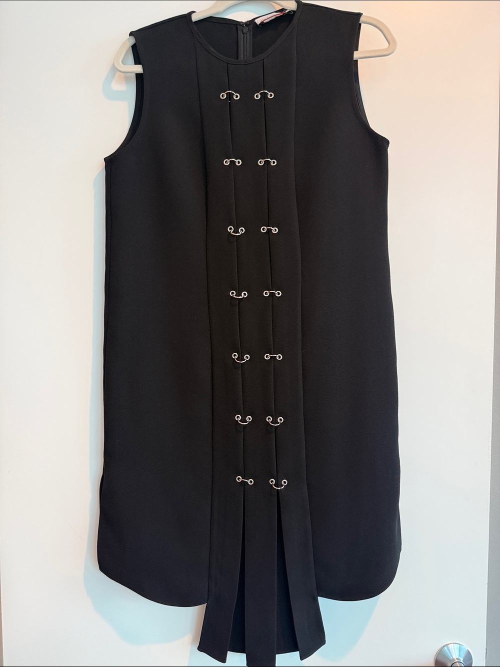 JW ANDERSON Black Sleeveless Mini Dress with Hook-and-Eye Front Detailing